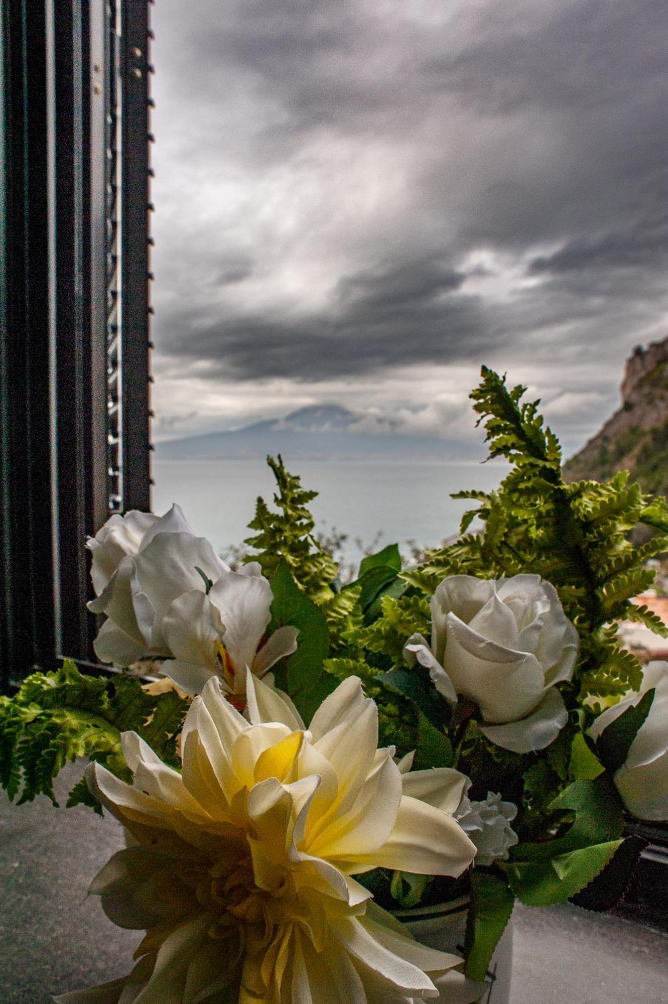 Villa Margi Вико Екуензе Екстериор снимка