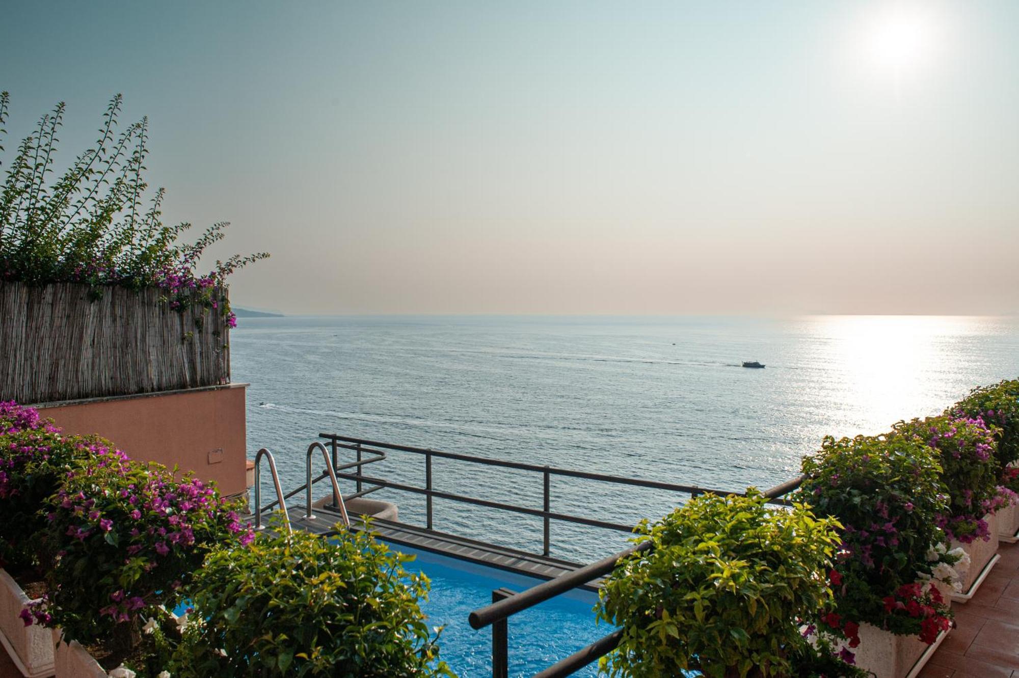 Villa Margi Вико Екуензе Екстериор снимка