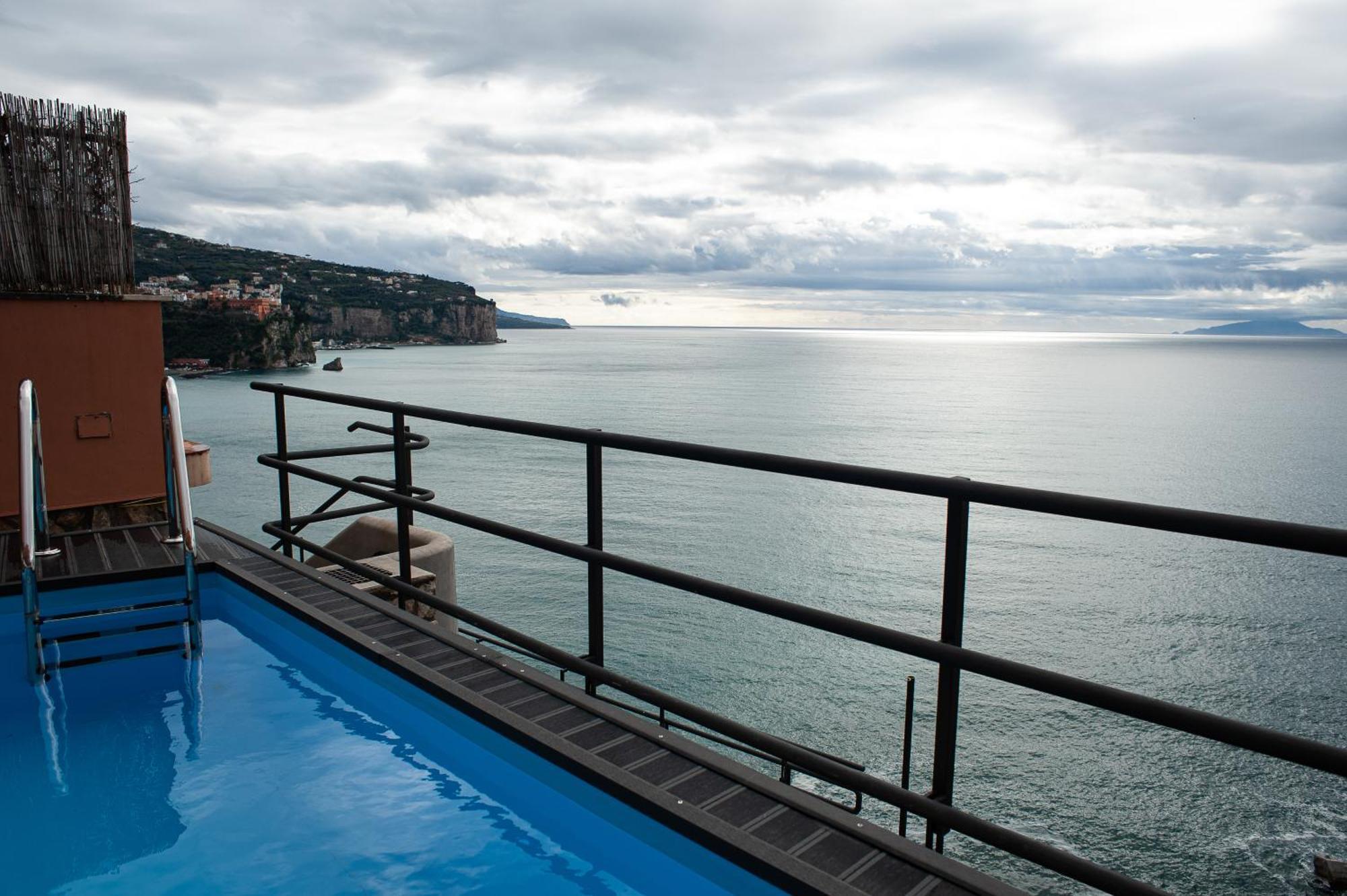Villa Margi Вико Екуензе Екстериор снимка