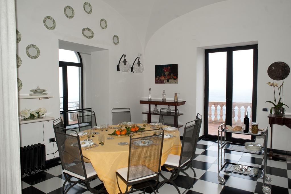 Villa Margi Вико Екуензе Стая снимка